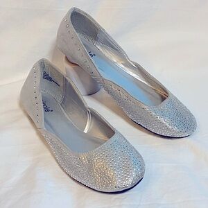 Nicole | Silver Rhinestone Flats